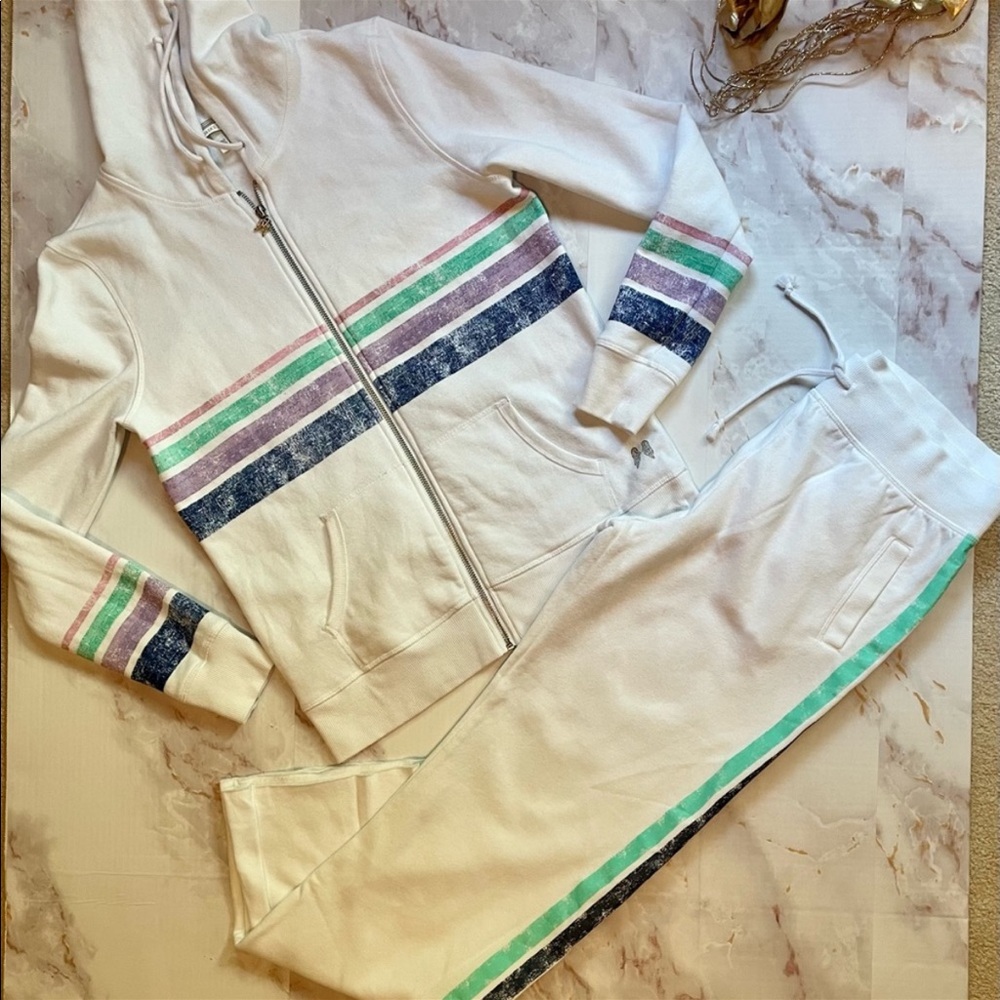 Victoria’s Secret 2-piece track suit SZ S
